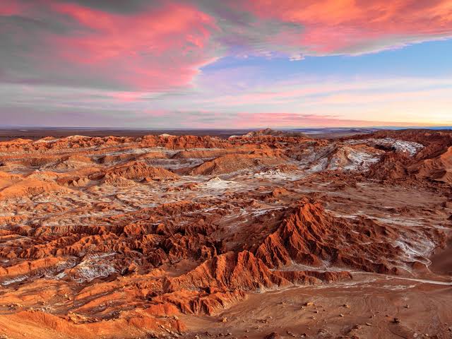 Atacama Desert: Graveyard of fast fashion - worshipveganism.com